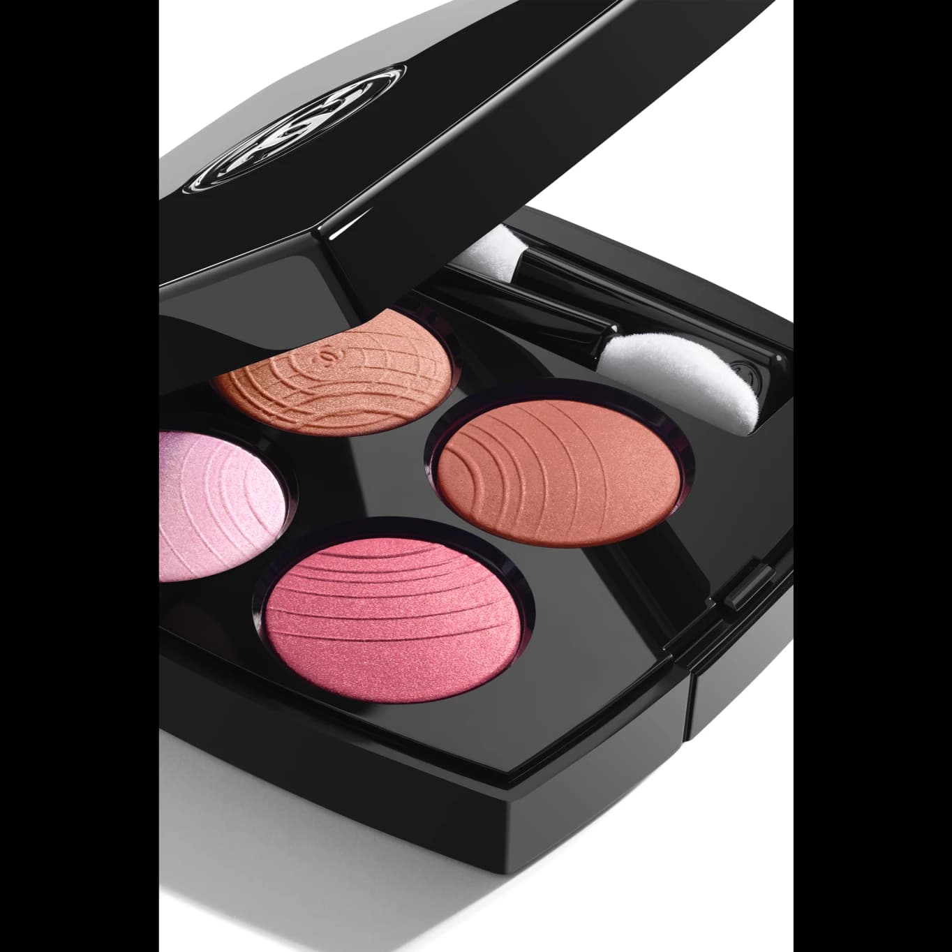 LES 4 OMBRES  MULTI-EFFECT QUADRA EYESHADOW CORAL TREASURE 2