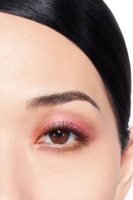 LES 4 OMBRES  MULTI-EFFECT QUADRA EYESHADOW CORAL TREASURE 3